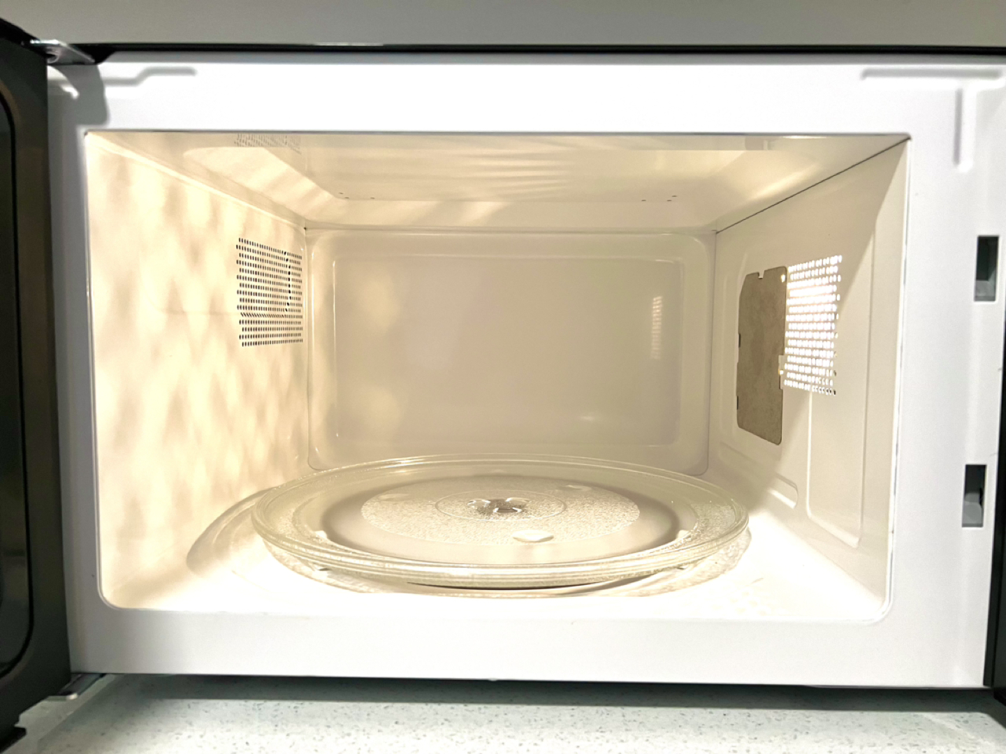 Hamilton Beach 1.1 cu ft Stainless Steel Microwave - photo 5