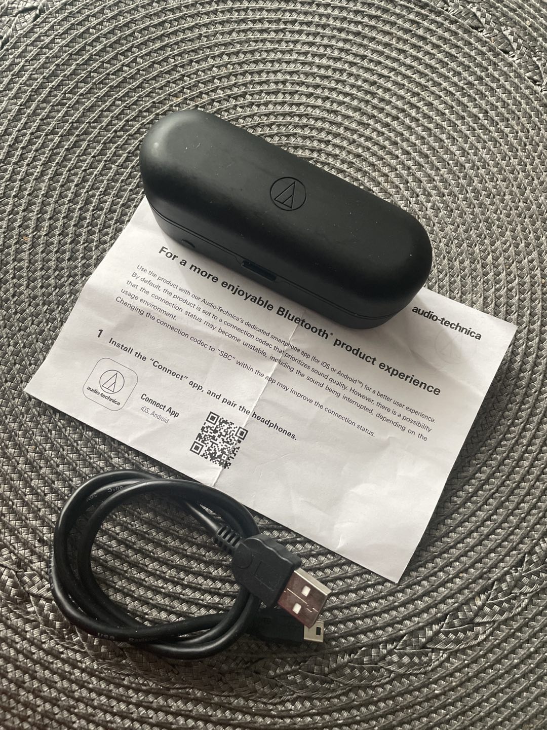 Audio Technica Wireless Bluetooth Earphone ATH-CKR7TW-BK thumbnail