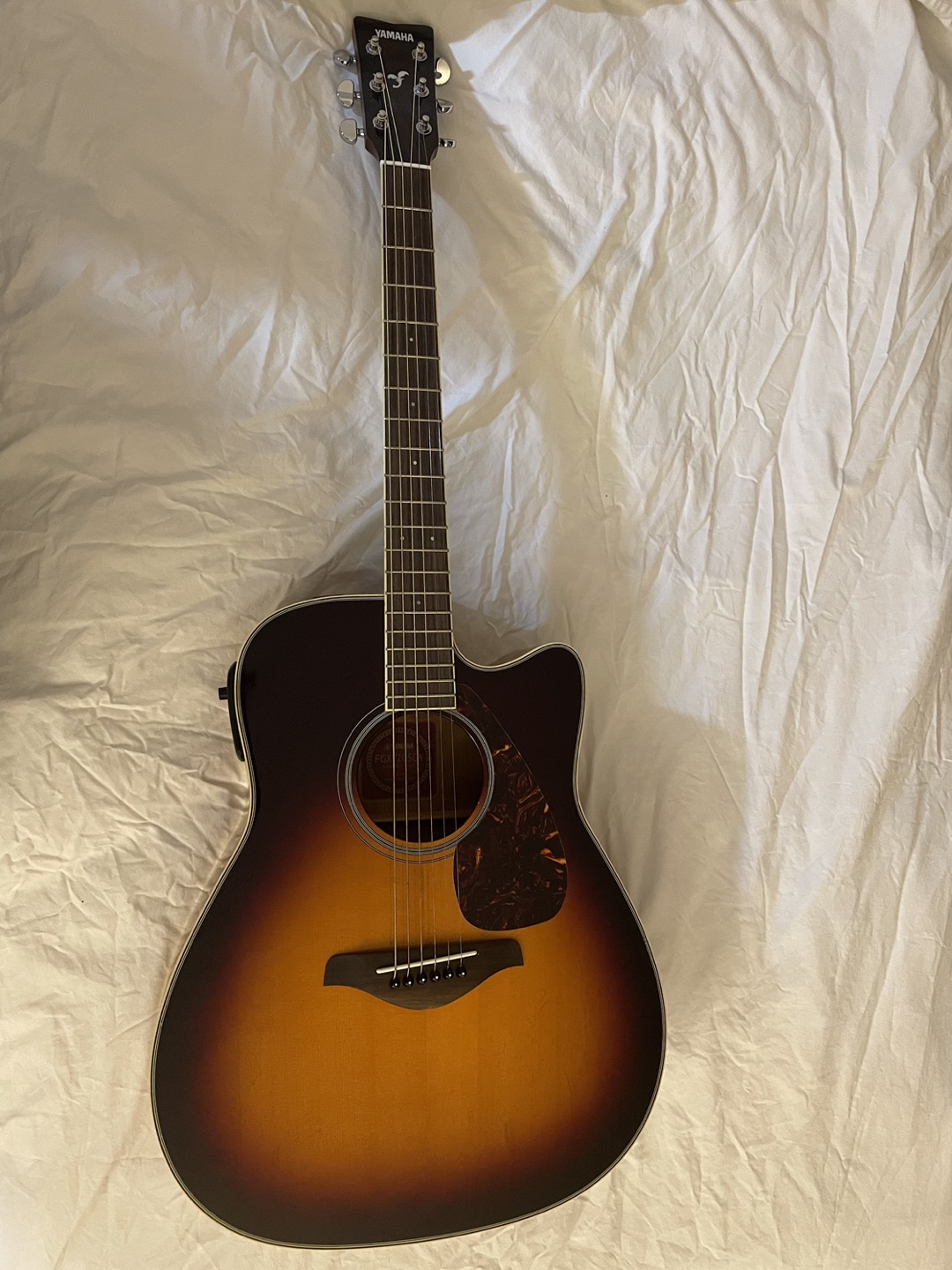 Yamaha guitar thumbnail