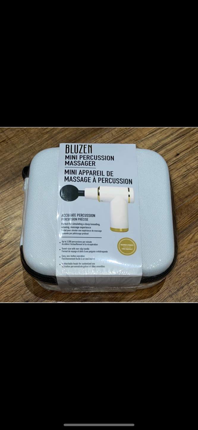 Bluzen mini percussion massager thumbnail