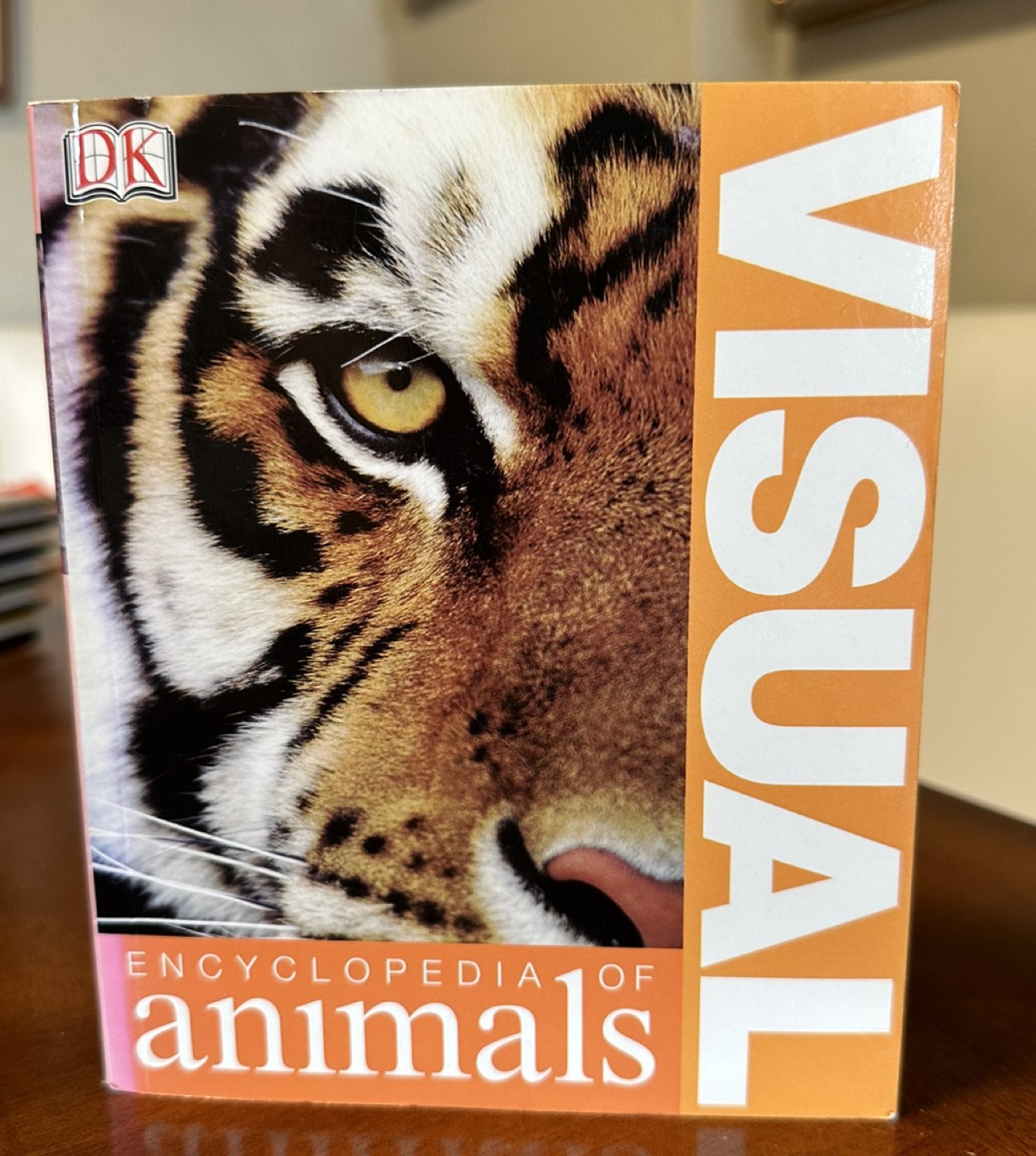 Free animals encyclopedia book thumbnail
