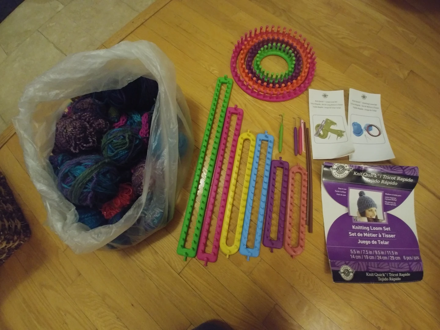Knitting Loom sets with yarn thumbnail