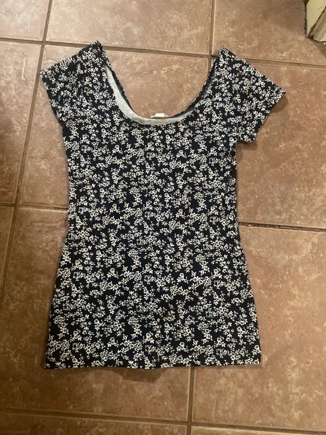 Garage size small top thumbnail