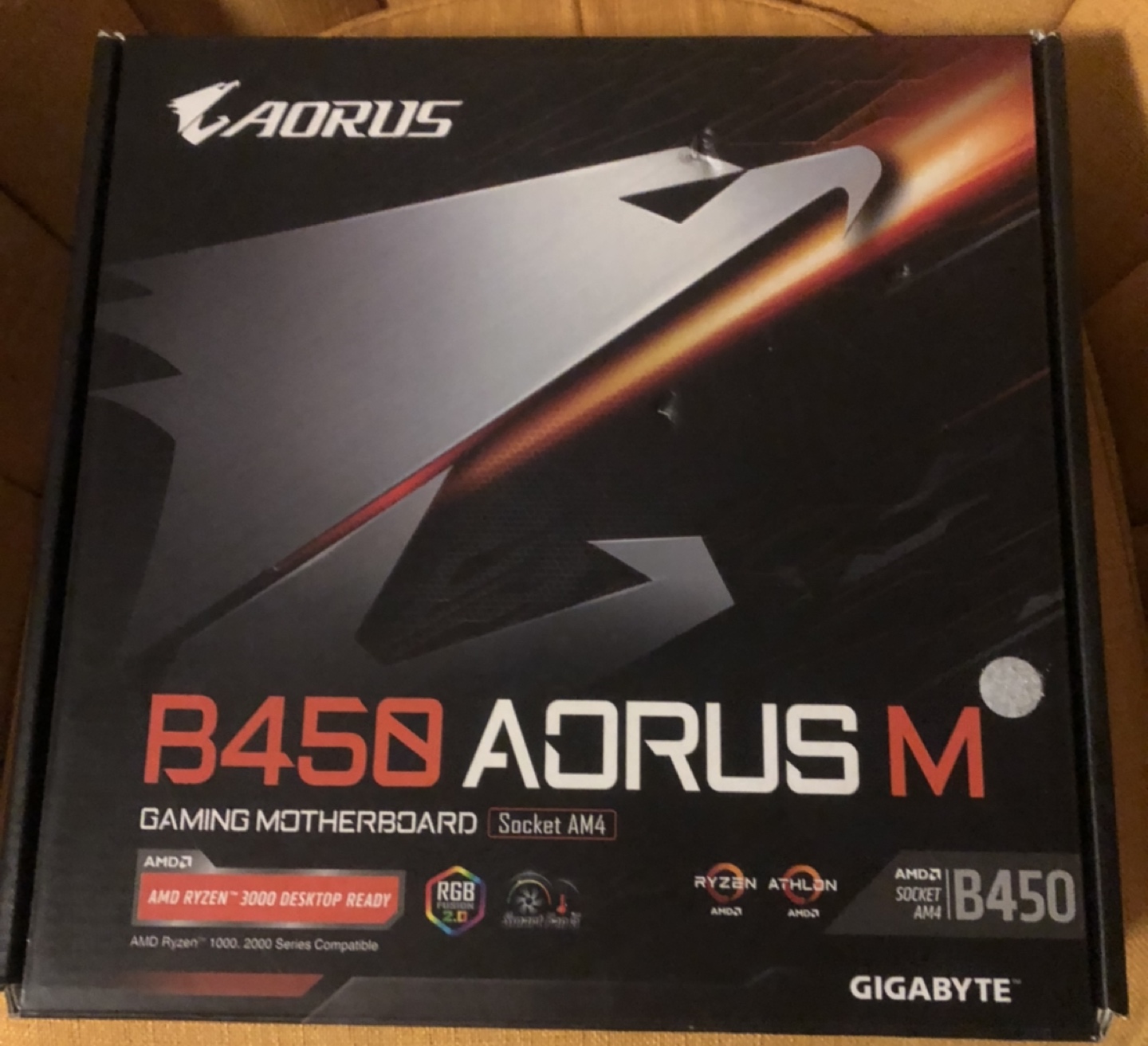 GIGABYTE B450 AORUS M (NEVER USED) thumbnail