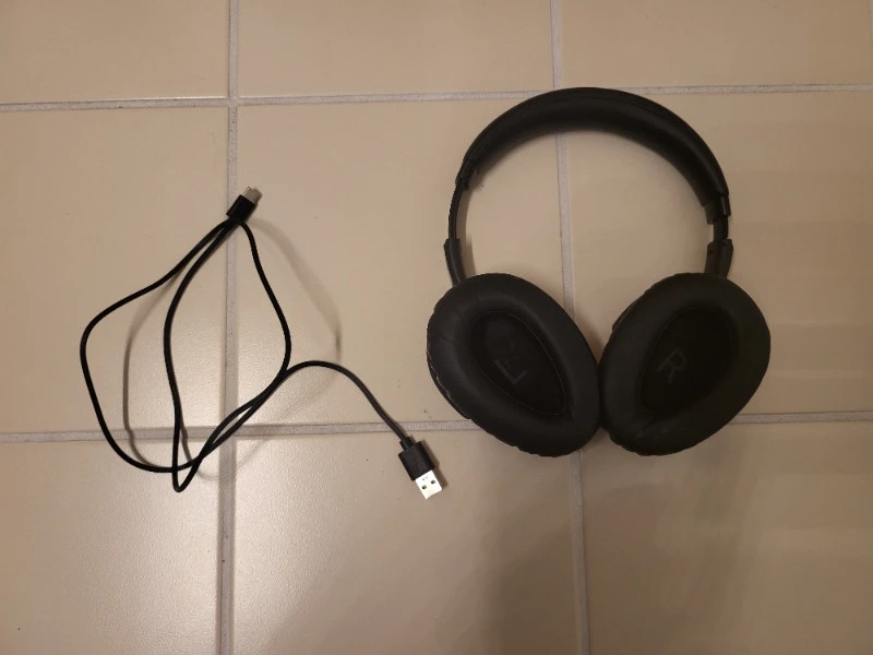 Sennheiser PXC 550-II Wireless – Noise Cancelling Headphones - photo 2