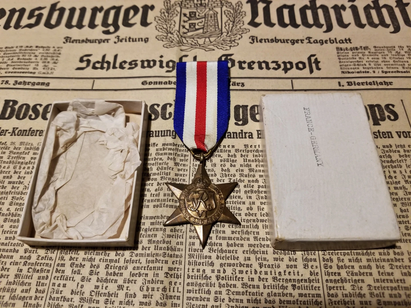 Original WW2 Canadian France & Germany service medal thumbnail