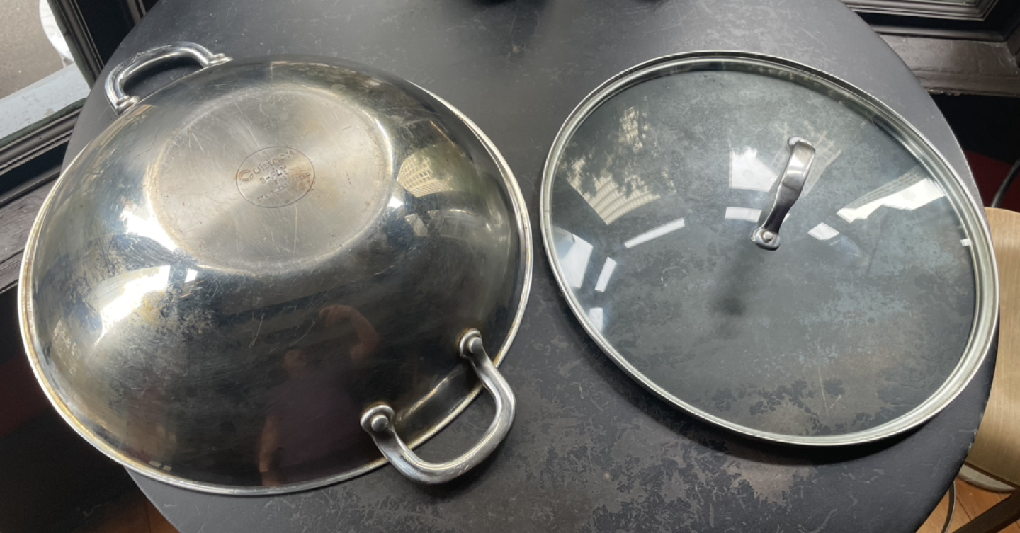 Large used Stainless Steel Wok image indicator(2)