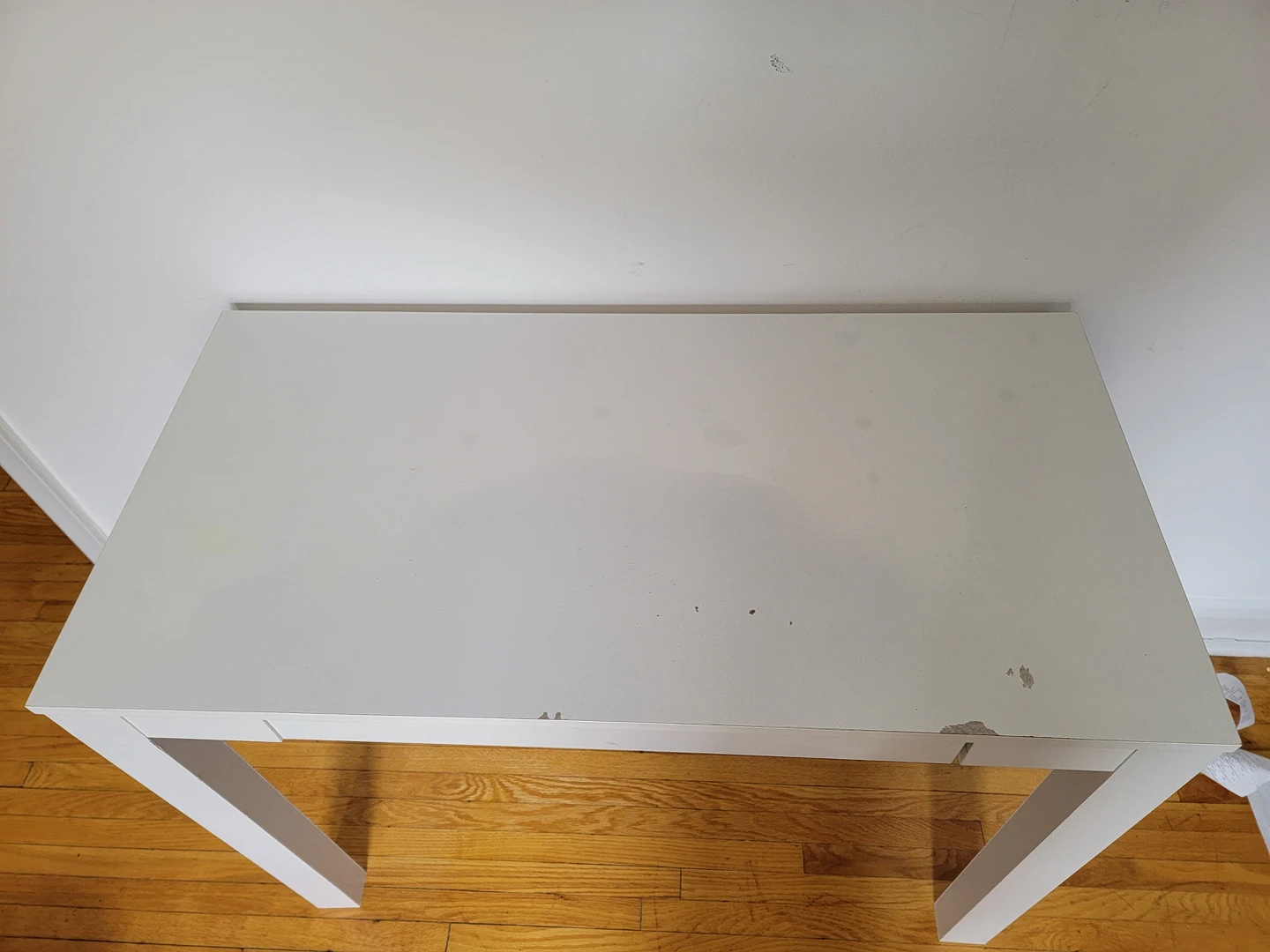 Reading table thumbnail