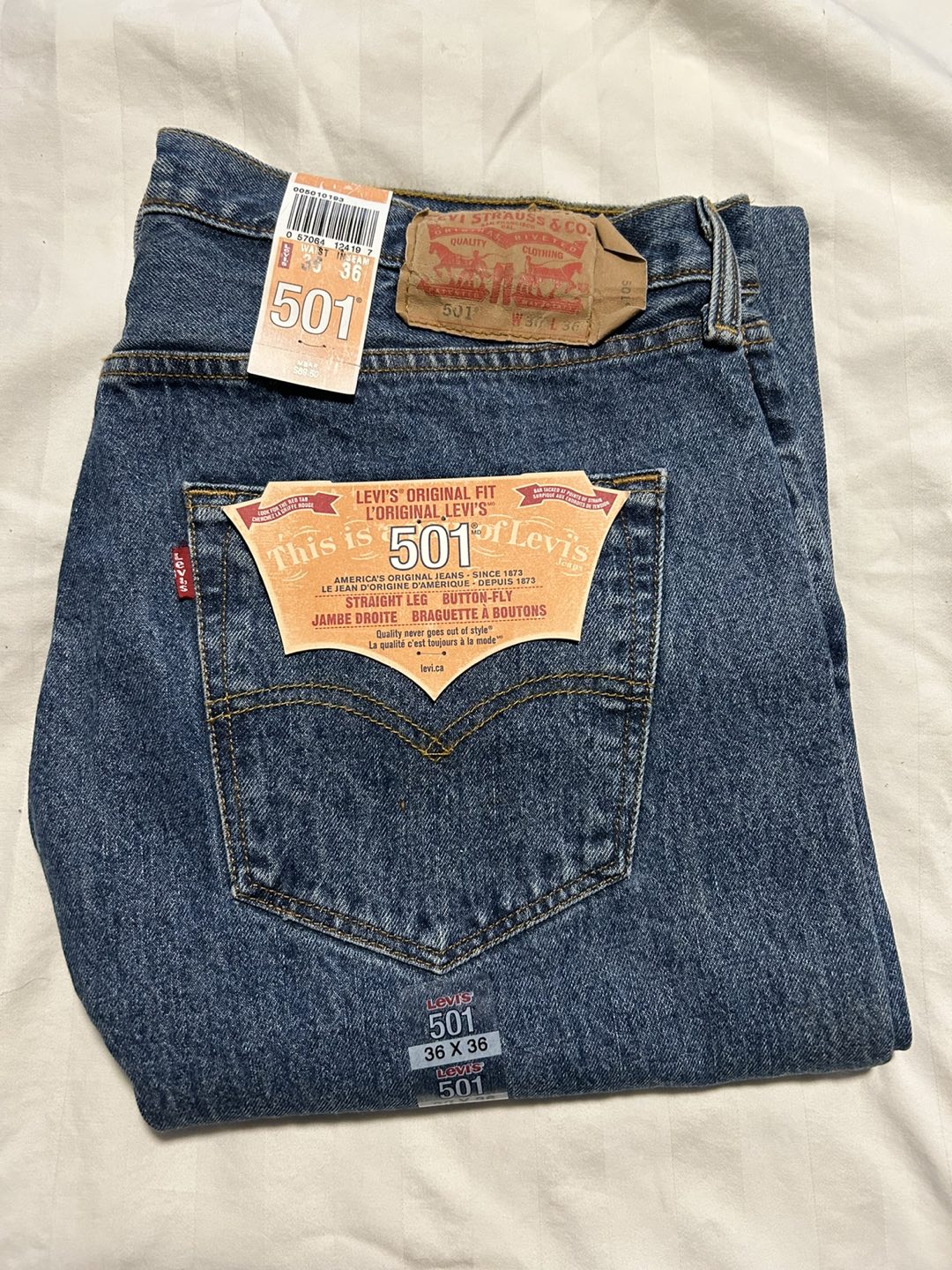 Levi’s Jeans 501 (Brand New) thumbnail