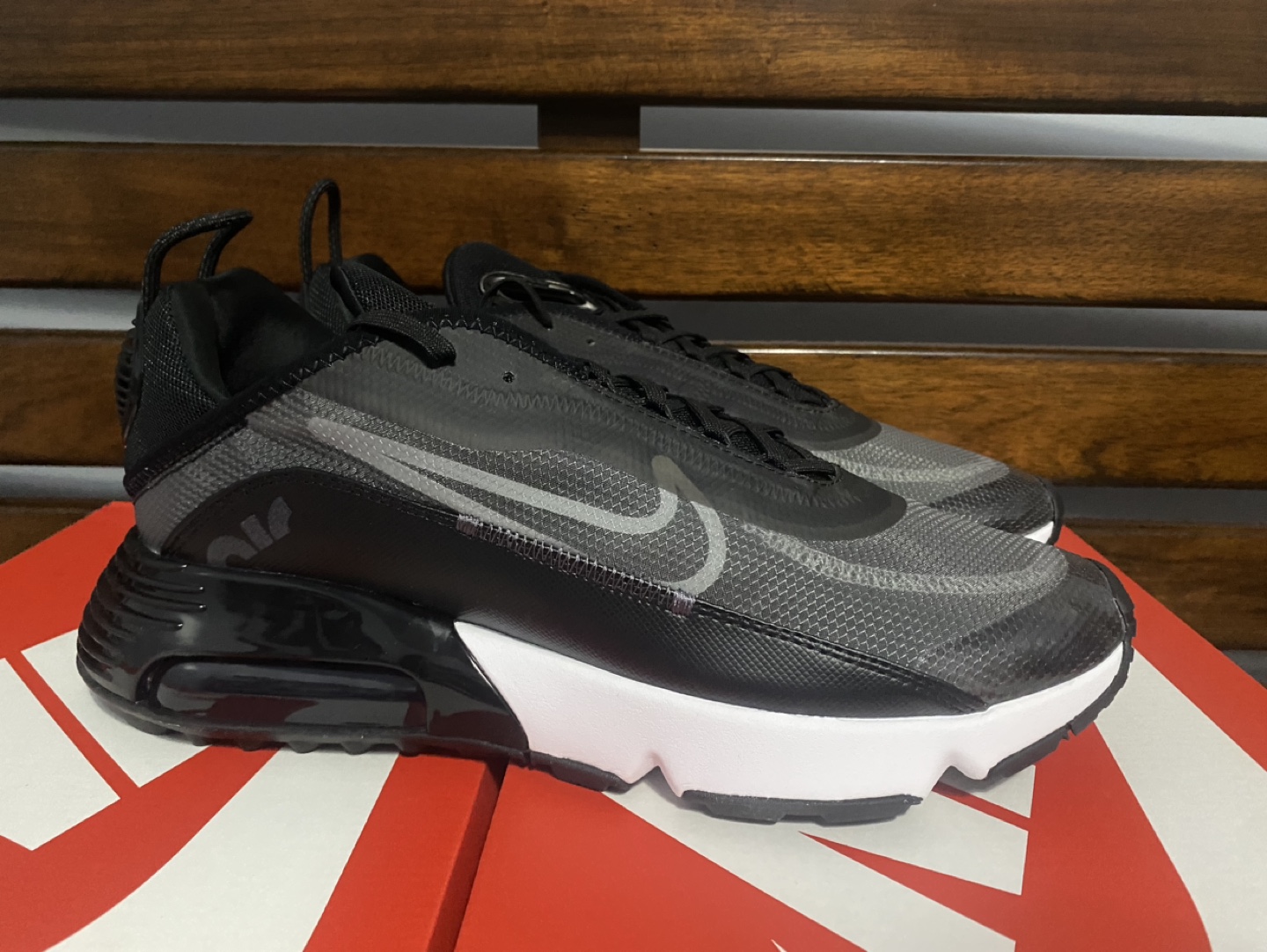 NIKE AIR MAX 2090 “ANTHRACITE” **Sz 12.5** $85 thumbnail