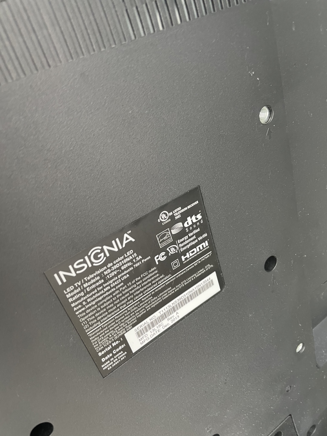 39" Insignia smart roku TV - photo 2