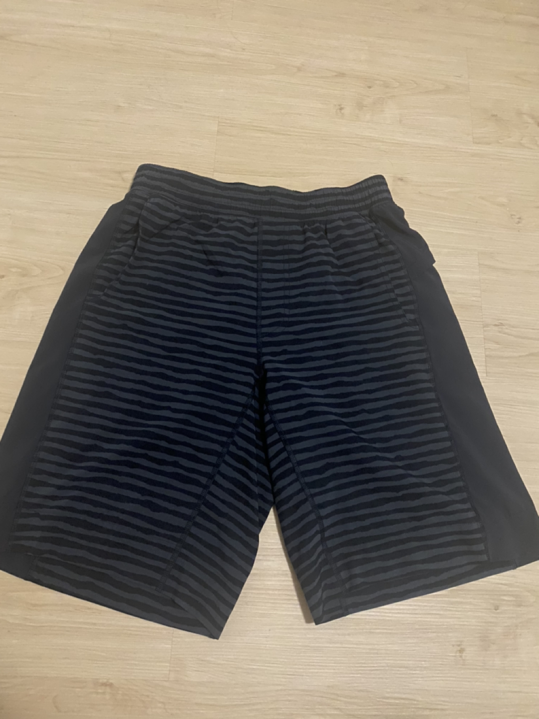 Lululemon sport shorts - photo 2
