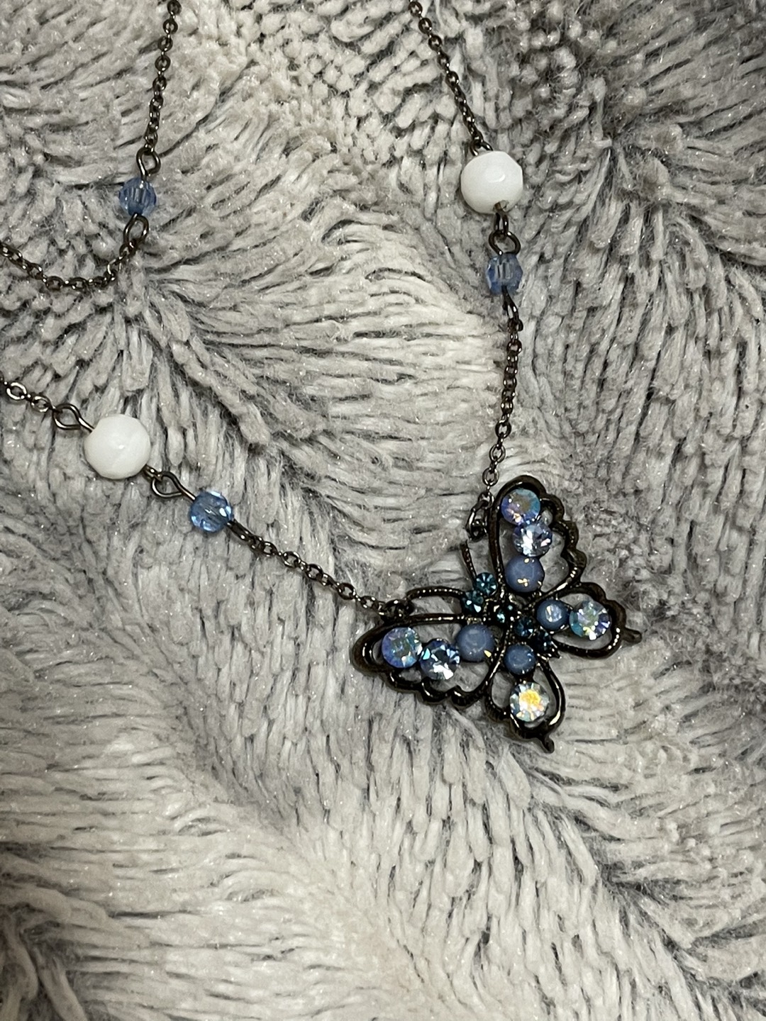 Beautiful Blue Butterfly Necklace image indicator(2)