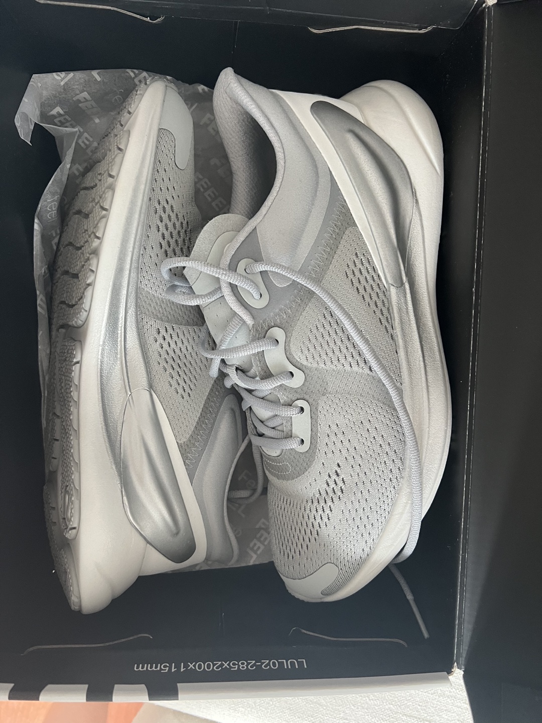 Lululemon running shoes size 7 - photo 2
