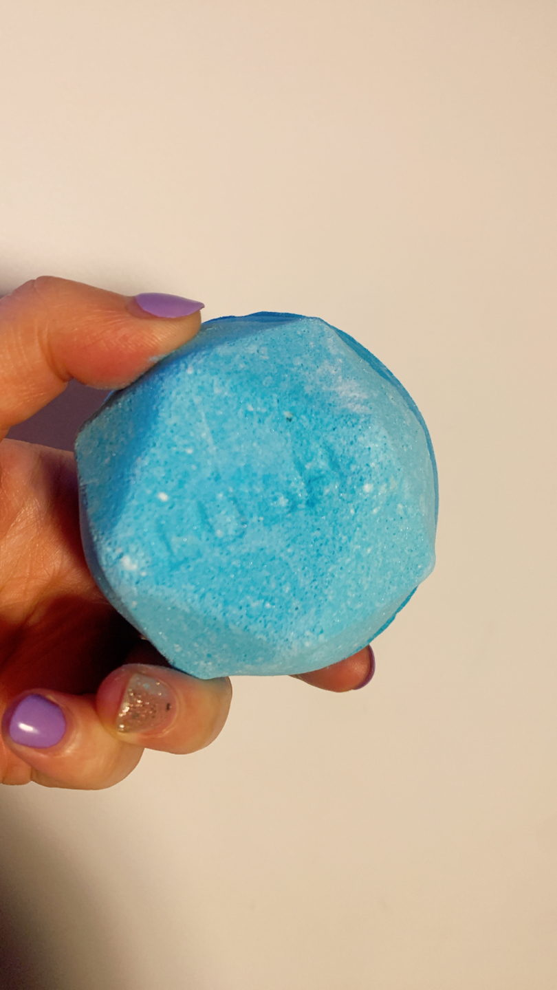 Lush - unused Snow Drift bath bomb - photo 2