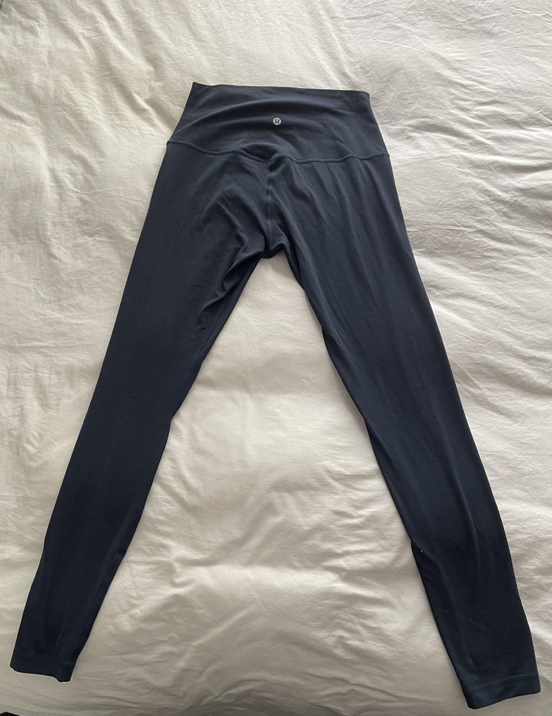 Lululemon Align tights 28” Size 8, True Navy