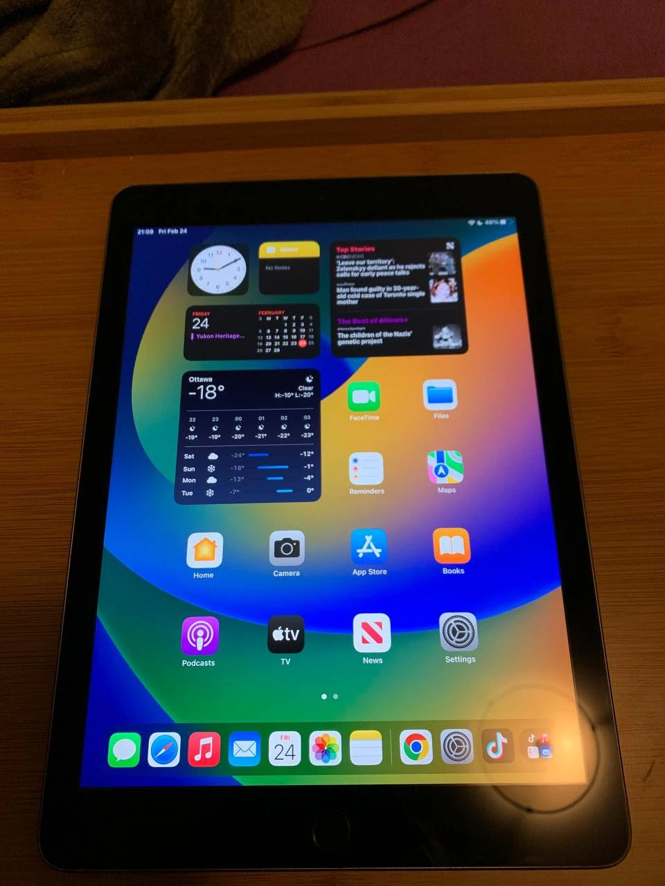 IPad 6th Generation 32gb - photo 2
