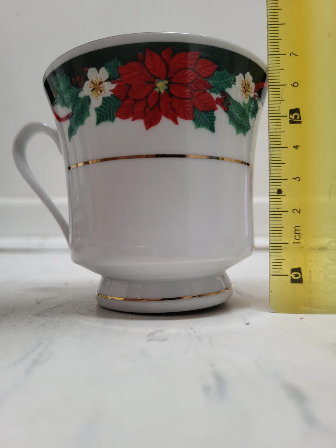 6 Vintage Tienshan 'Deck The Halls' Cup & Saucers - photo 5