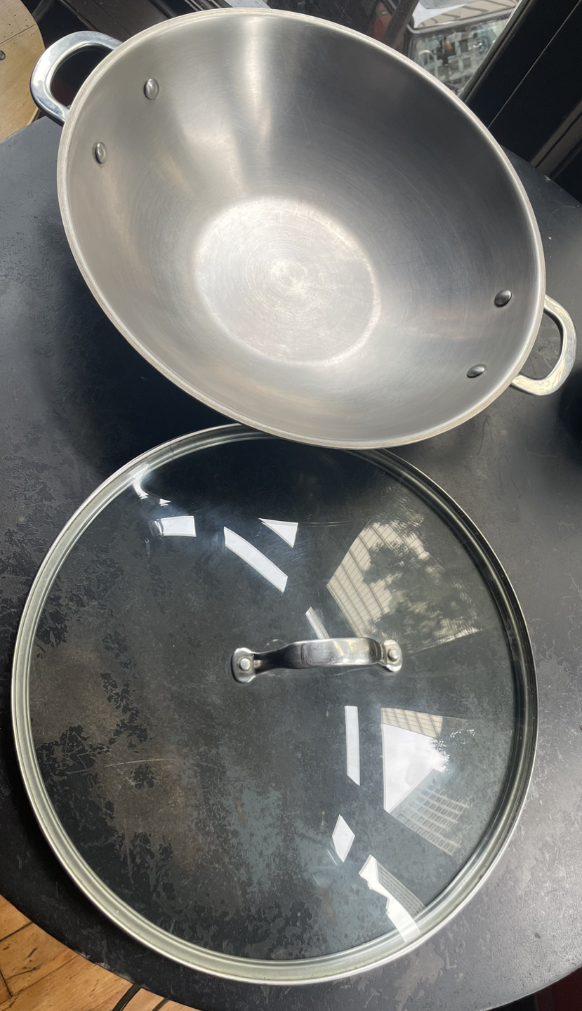 Large used Stainless Steel Wok image indicator(3)