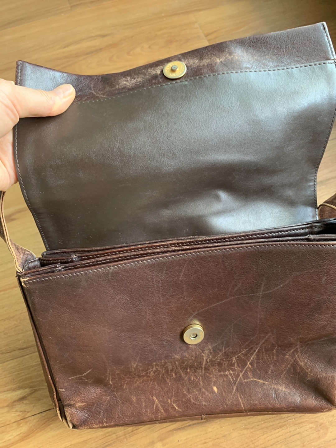 Genuine leather handbag