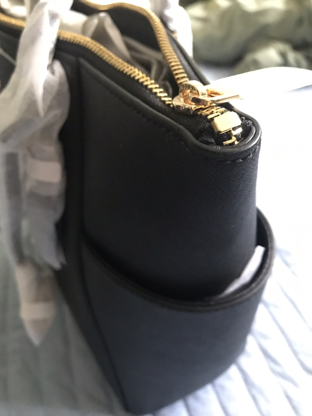 Michael Kors Charlotte Large Tote Purse image indicator(6)