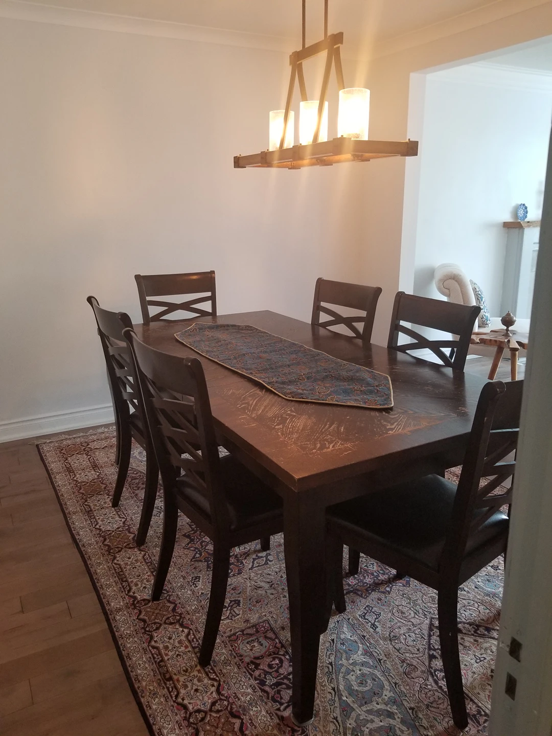 Dining table set