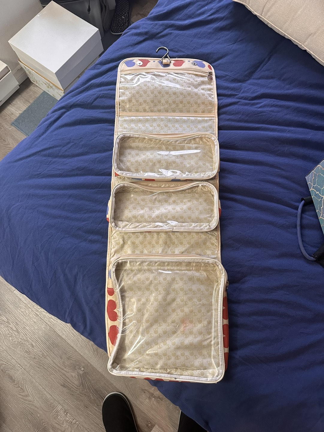 Hanging Travel Makeup Organiser - photo 3