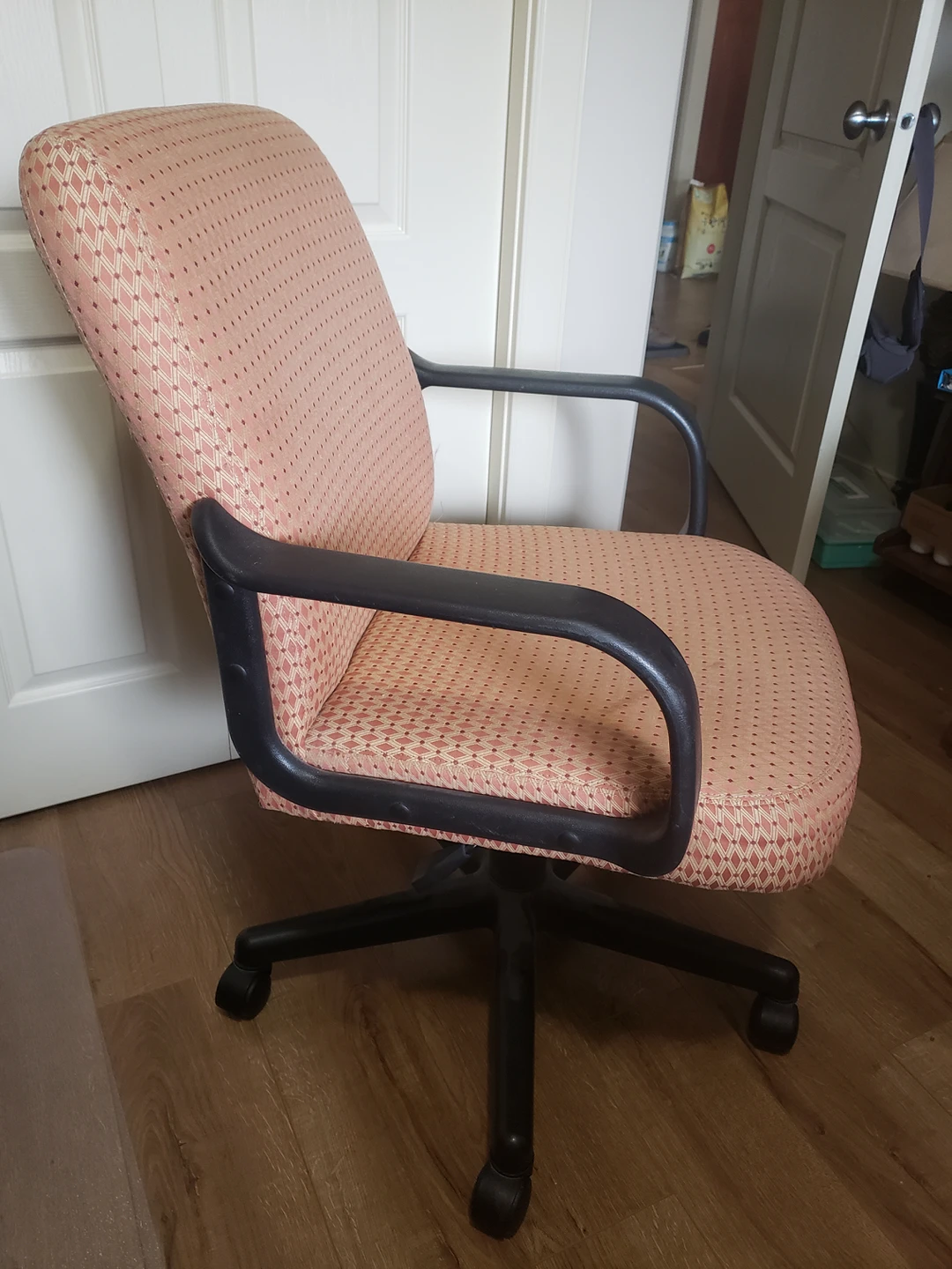 office chair thumbnail