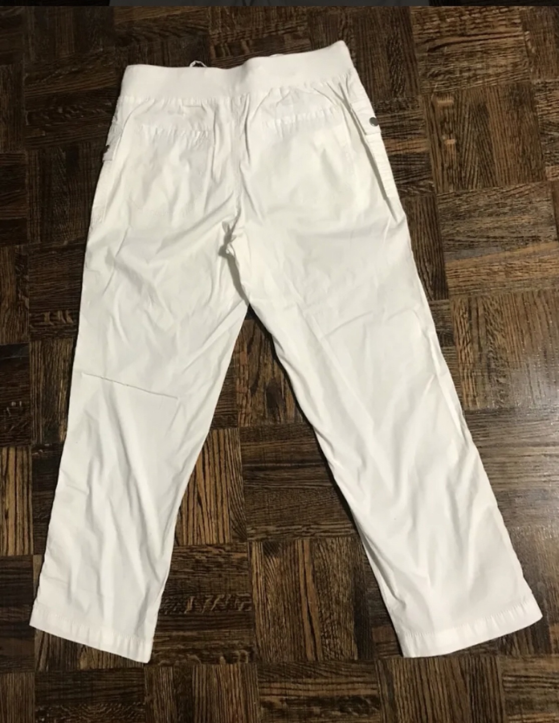 Lord and Taylor Capris Pants image indicator(3)