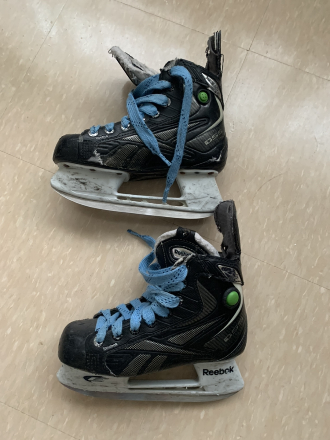 NHL sweaters, Hockey Jersey size L,M, XS image indicator(3)