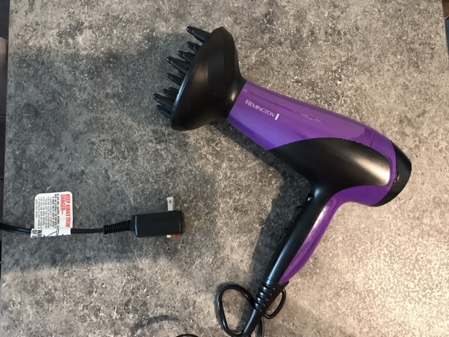 MOVING OUT: Hair dryer with diffuser thumbnail