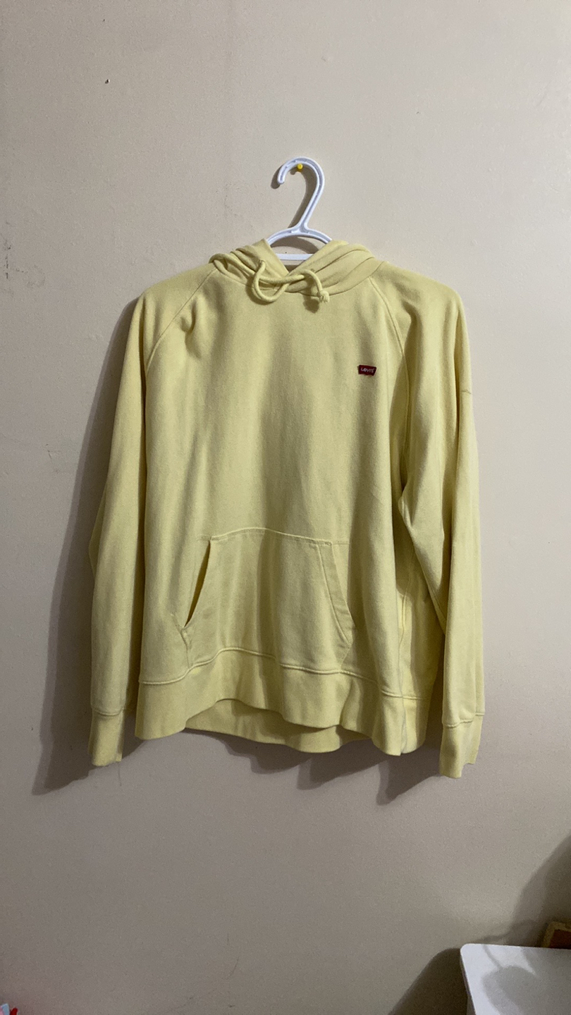 Levi’s Sweatshirt