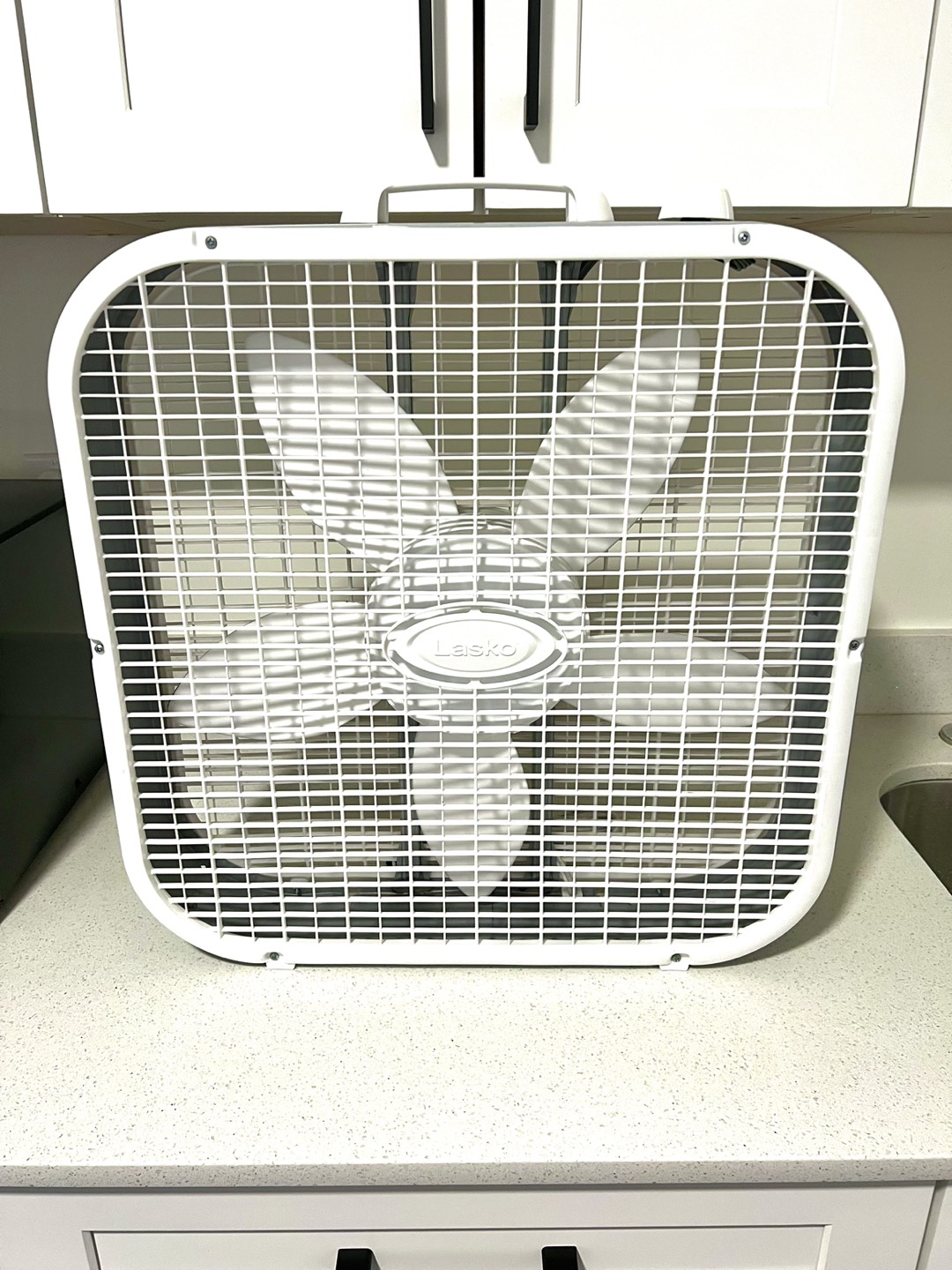 Lasko steel portable floor window box fan 3 speed white 20 karrot