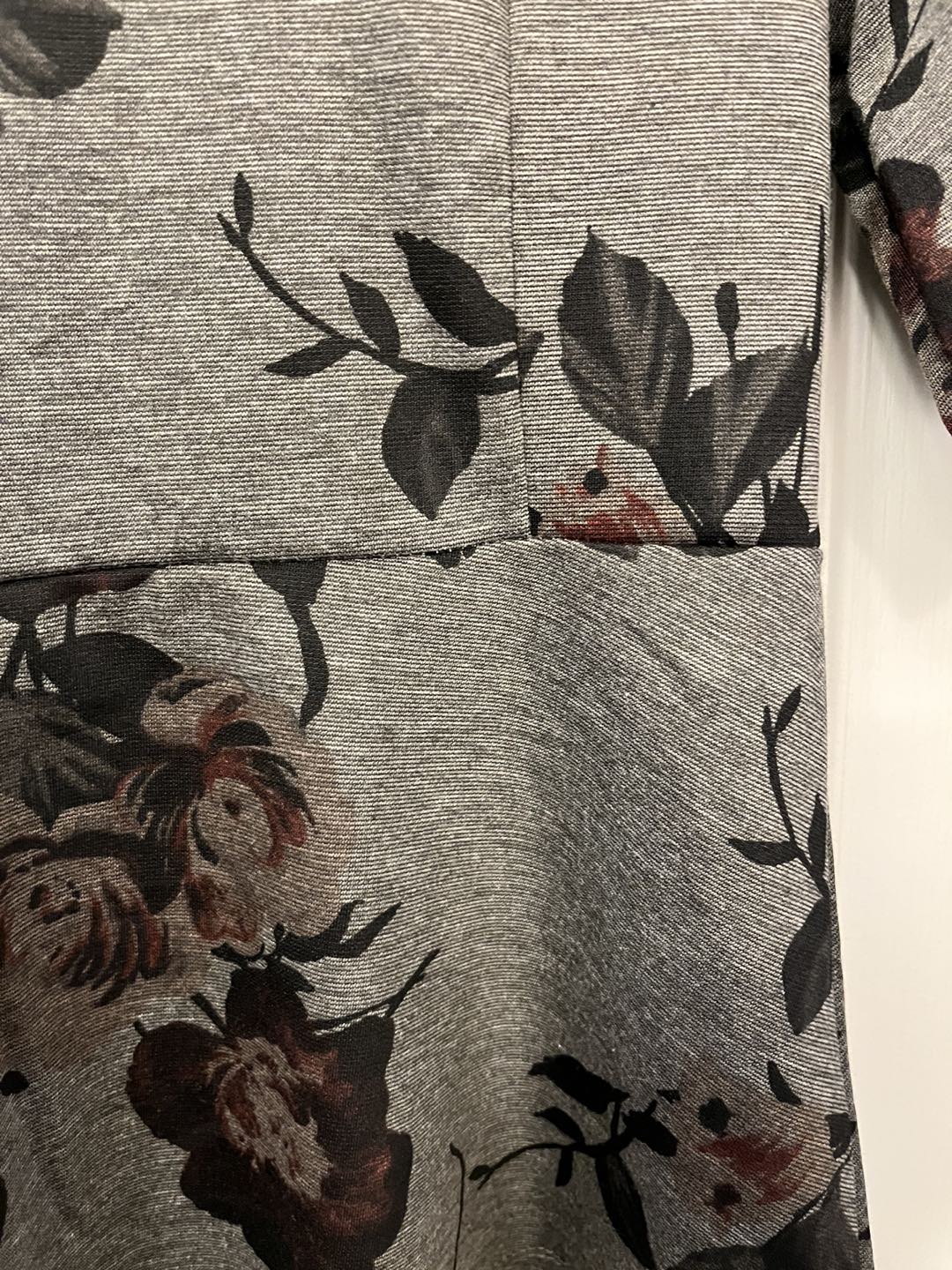 Brand NEW ladies top image indicator(4)