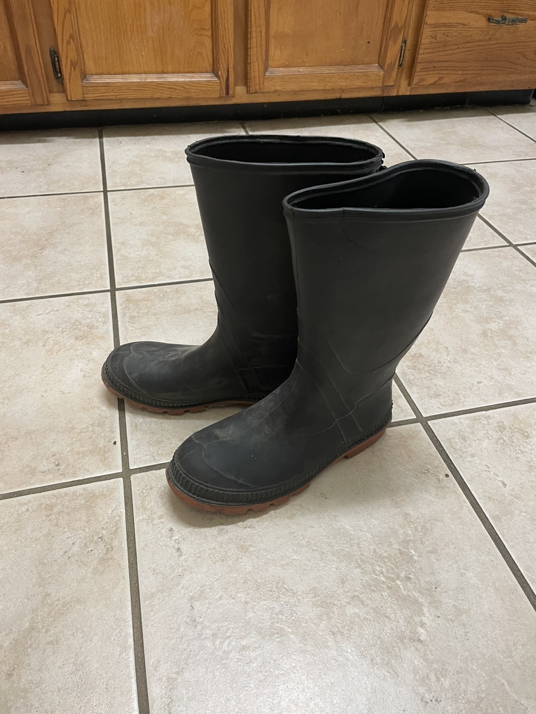 Rubber boots thumbnail