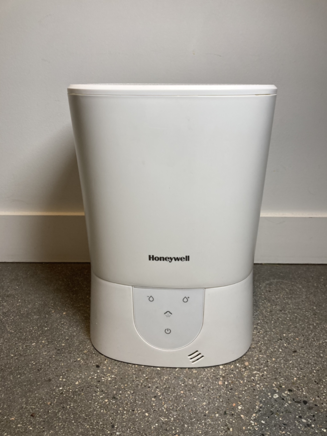 Honeywell - HWM445WC Warm Mist Humidifier