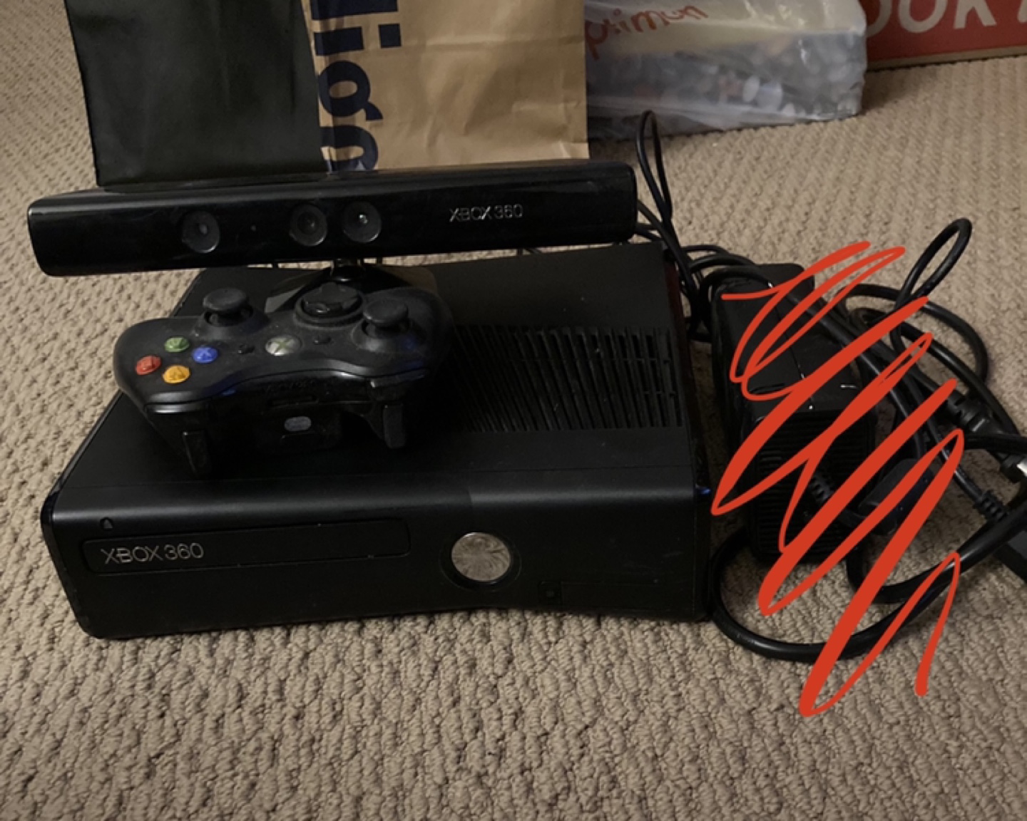 Xbox 360 + accessories NO POWER BAR thumbnail