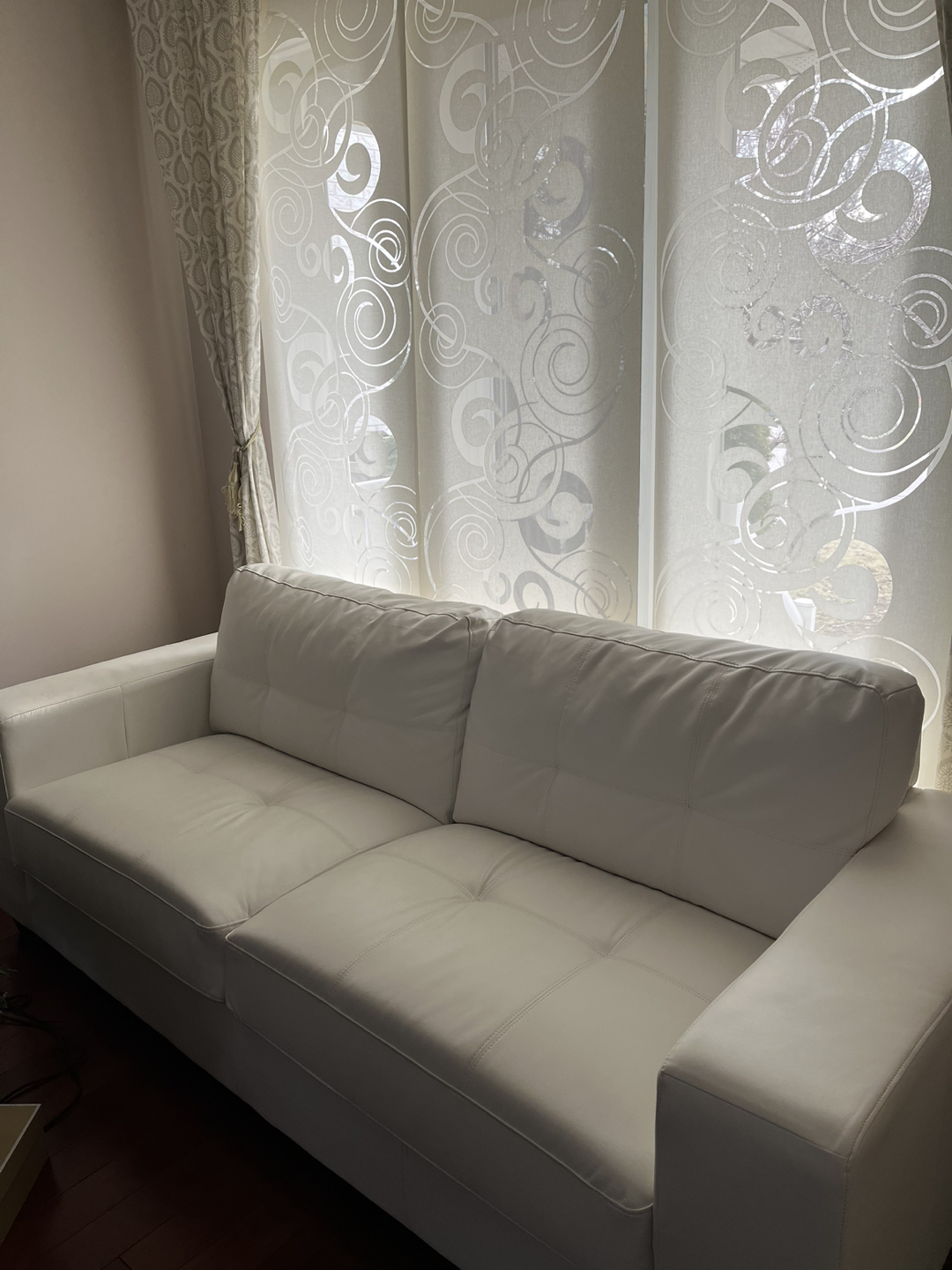 Free white couch - photo 2
