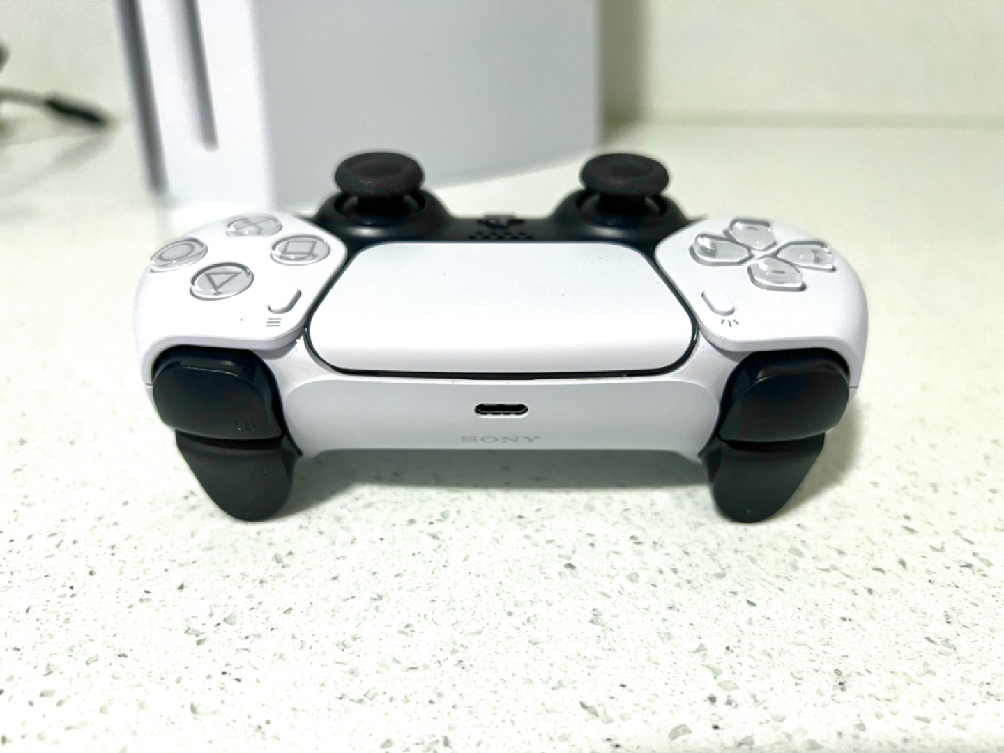 Sony Playstation 5 Console PS5 + Controller + Stand + Cables - photo 5
