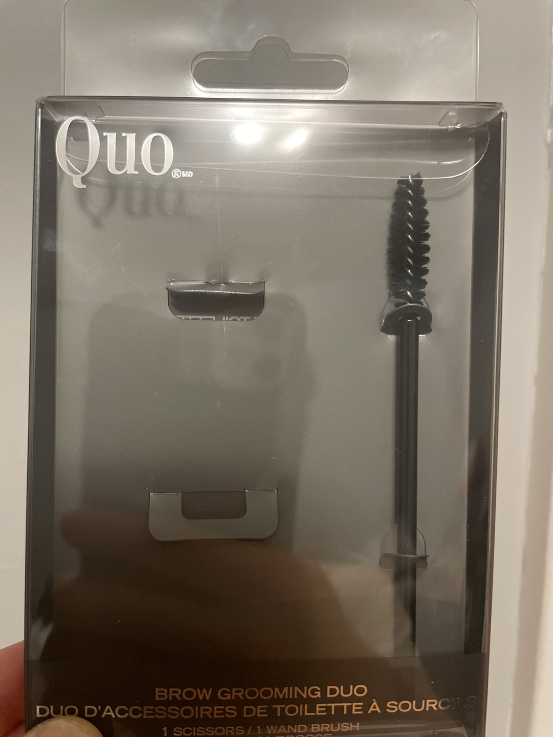 Free eye lash thingy thumbnail