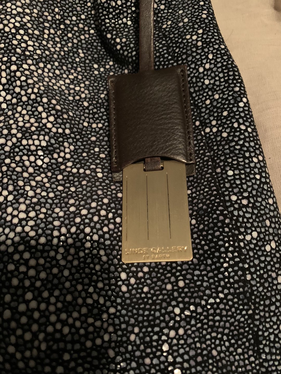 Linde Gallery tote/purse image indicator(2)