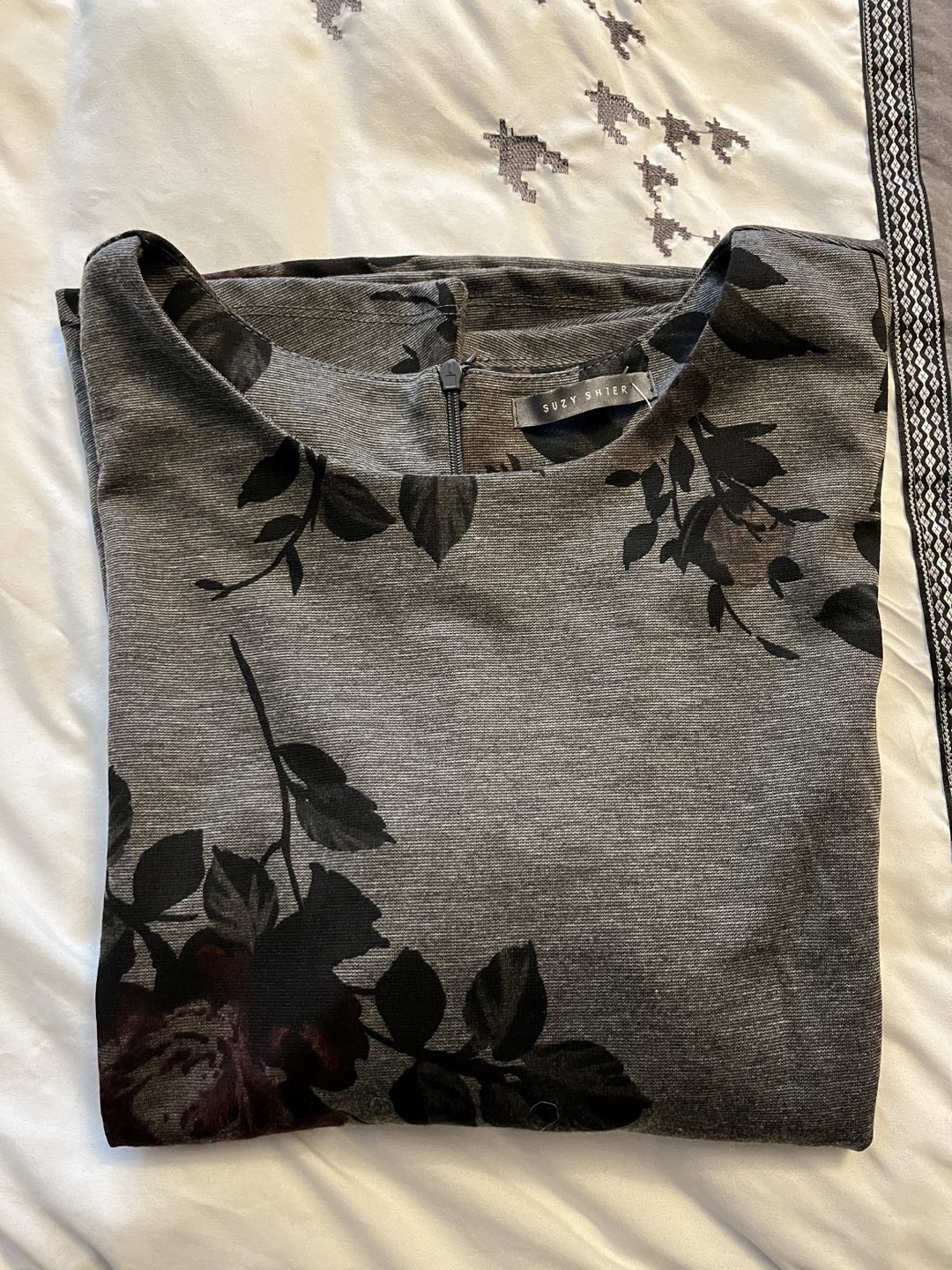 Brand NEW ladies top image indicator(6)