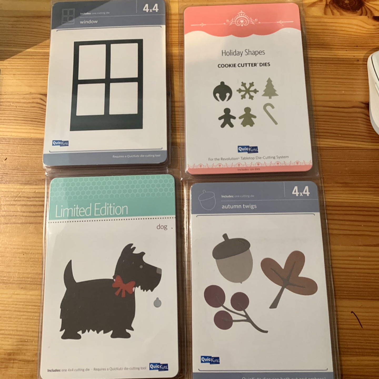 Dies and embossing folders for Cuttlebug image indicator(8)