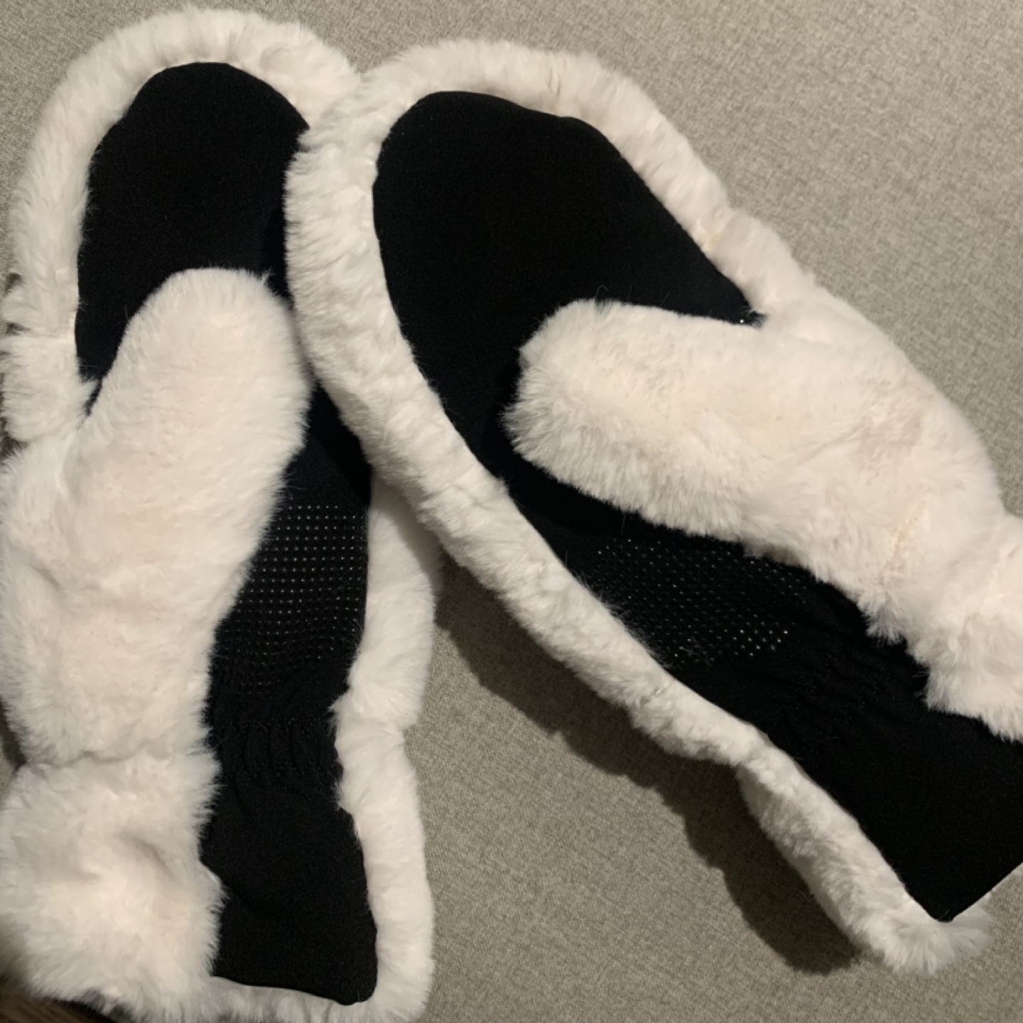Ugg women mittens - photo 2