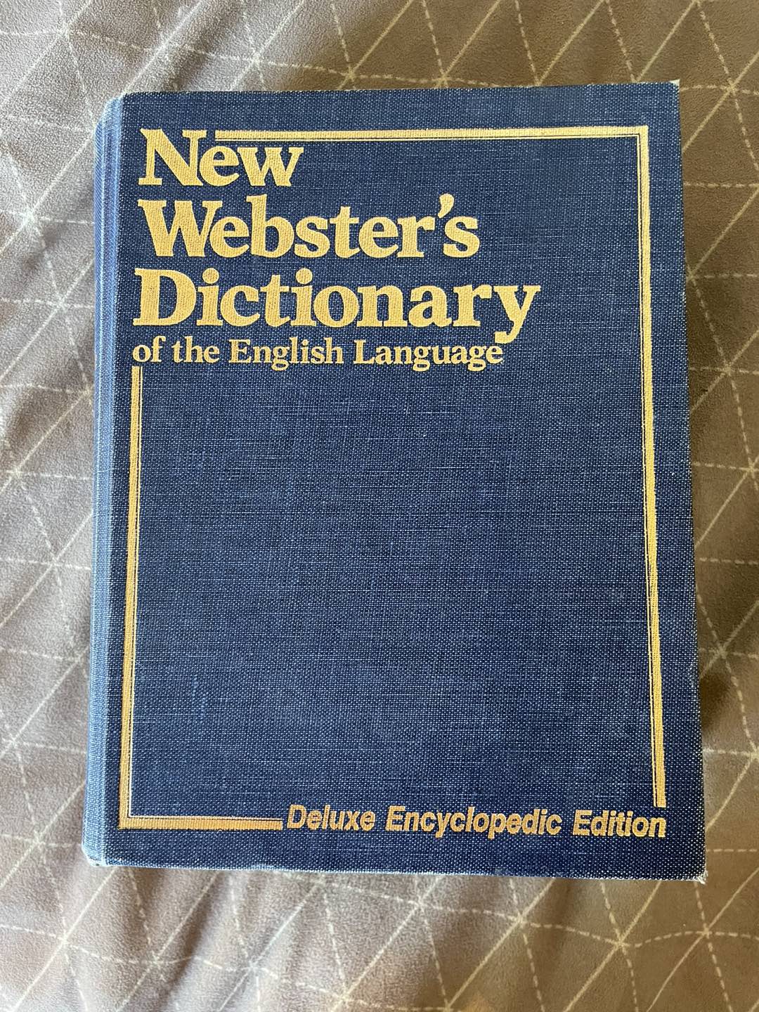 Old New Webster’s Dictionary of the English Language thumbnail