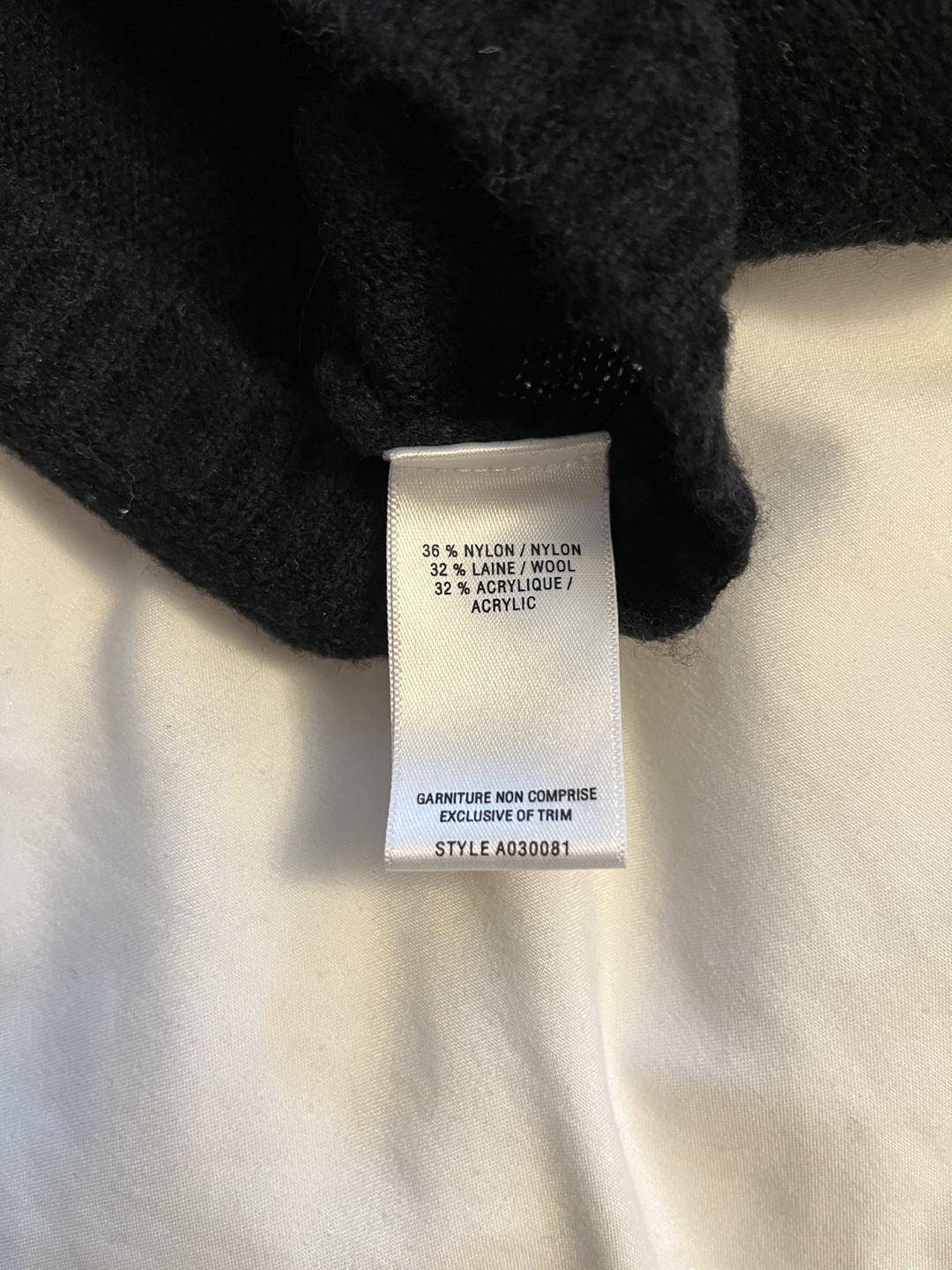 NEW Jacob Black Crop Dolma Sleeve Sweater image indicator(5)