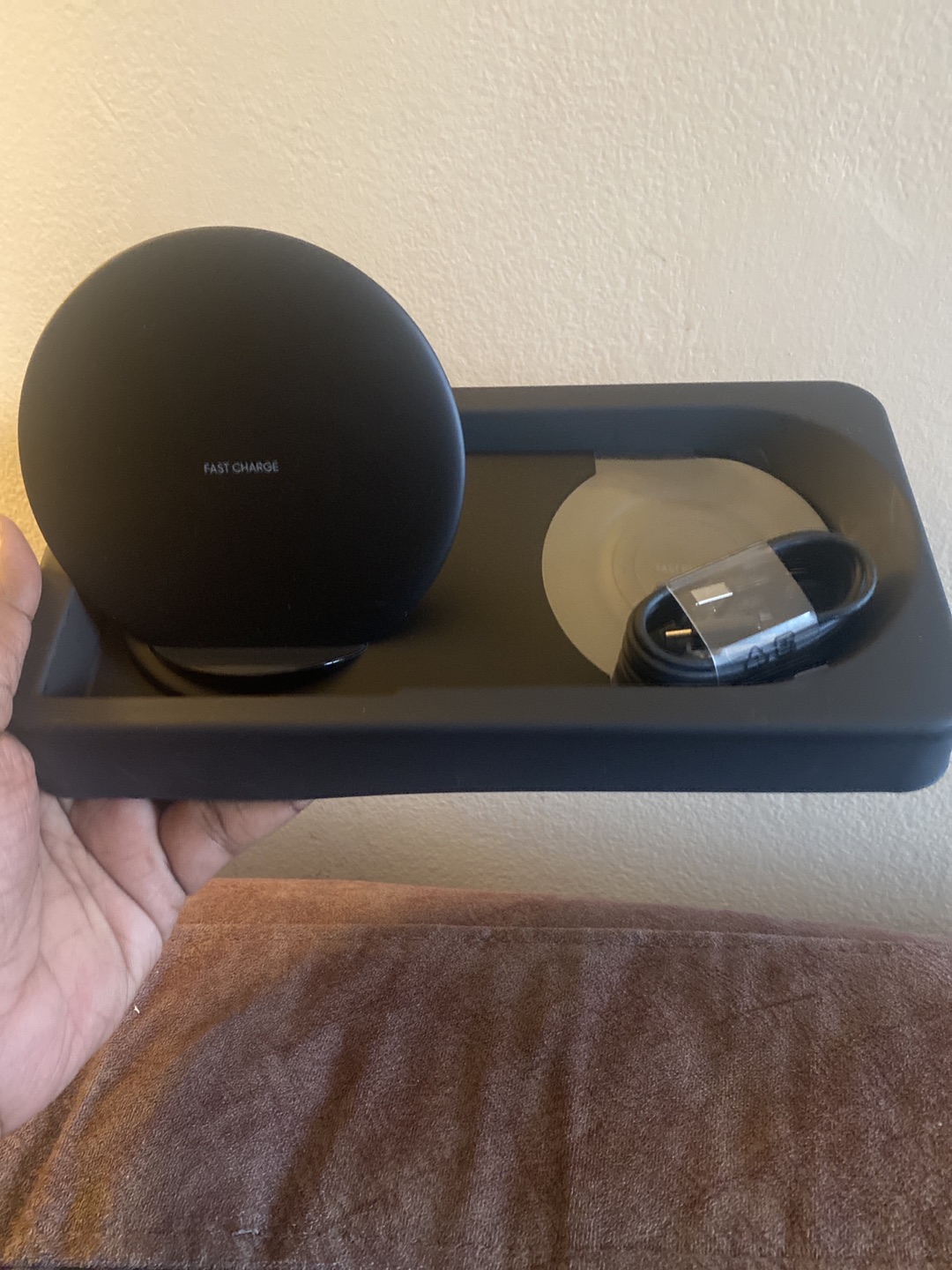 Samsung Wireless Charger Duo image indicator(3)