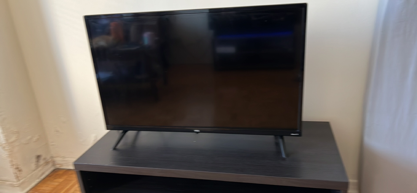 Tv with table - photo 3