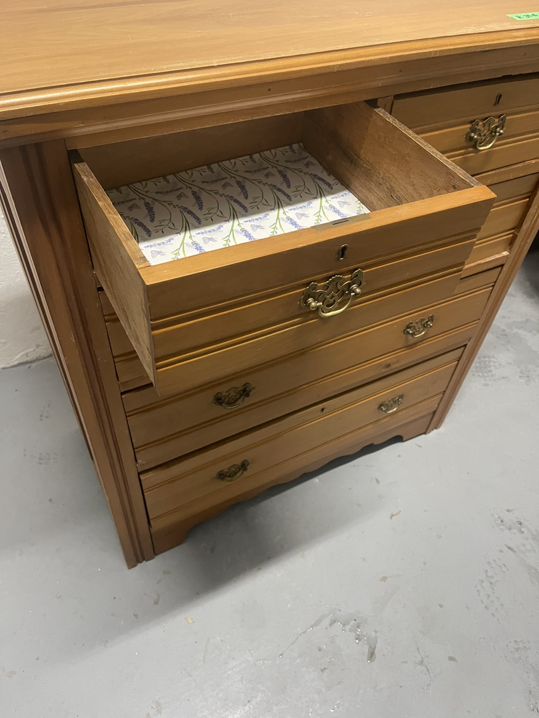 Pinewood chest of drawers - photo 3