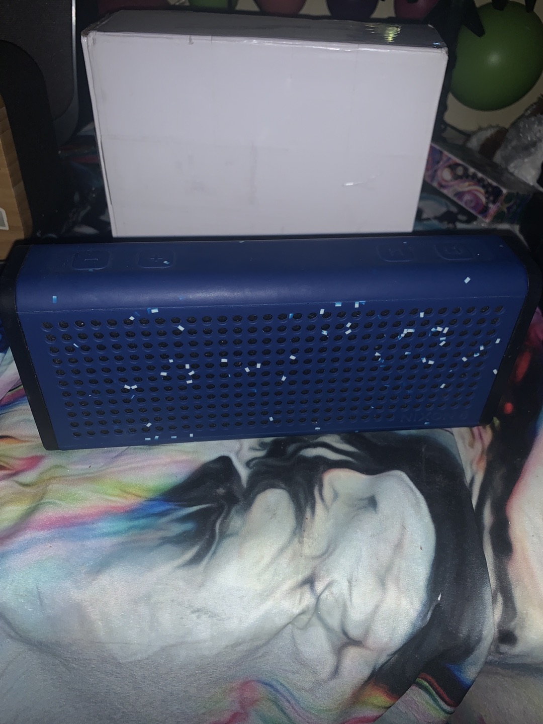 NIXON Bluetooth speaker thumbnail